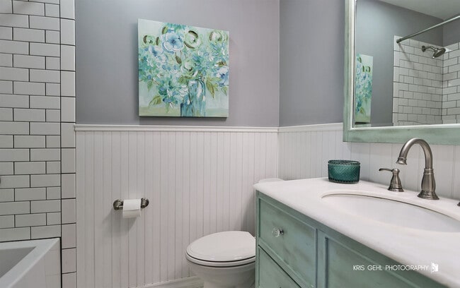 Building Photo - 15417 W Fair Ln