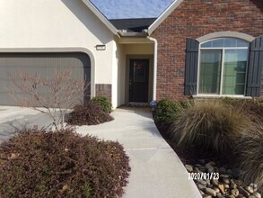 Building Photo - Coming in July!!! 4872 Beckman Way, Merced
