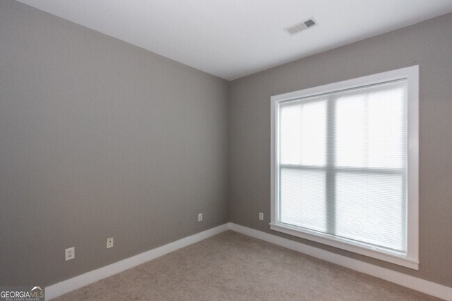 Building Photo - 1195 Milton Terrace SE