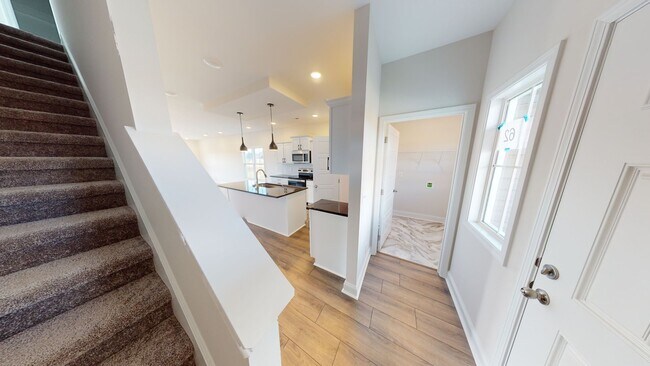Building Photo - 1018 Cherry Acrs Dr