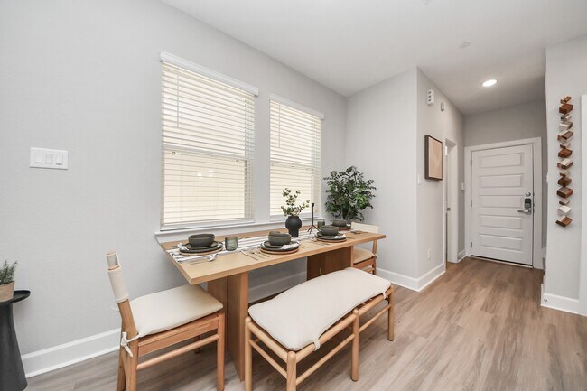 Building Photo - 5300 Berkeley Knl Cir