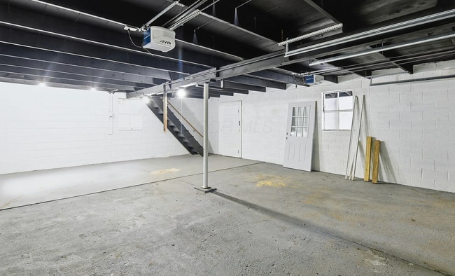 Building Photo - 270 Westview Ave