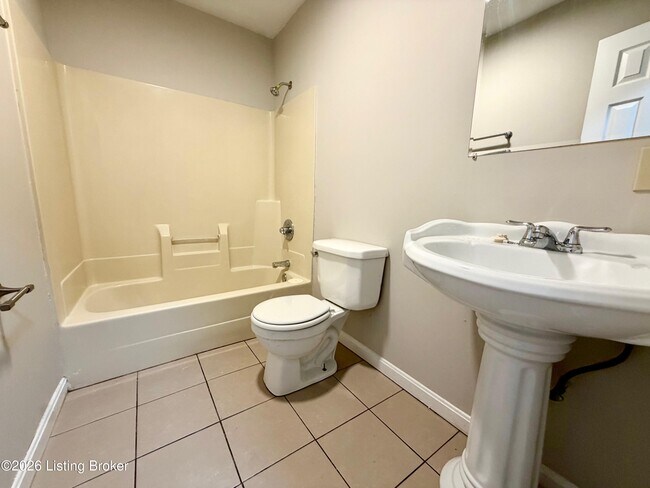 Building Photo - 254 Harrison St