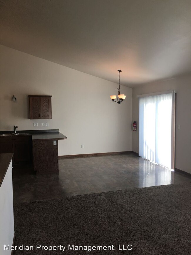 Building Photo - 3 br, 3 bath House - 3619 15th St S