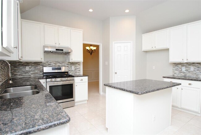 Building Photo - 20703 Spring Rose Dr