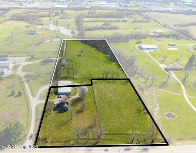 Building Photo - 2890 Shelbyville Rd