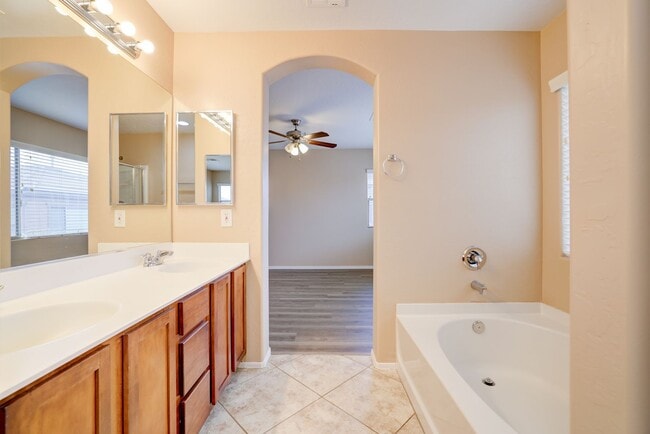 Building Photo - ***MOVE IN SPECIAL*** Spacious 3-Bed Home w/ Private Paver Patio in Gated Community w/ Pool & Park