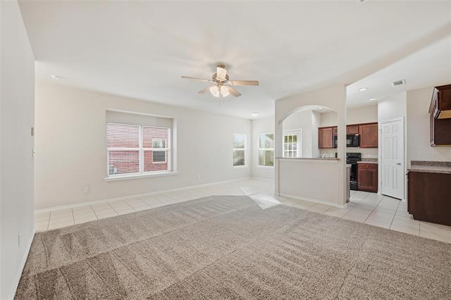 Building Photo - 813 Parkplace Ridge