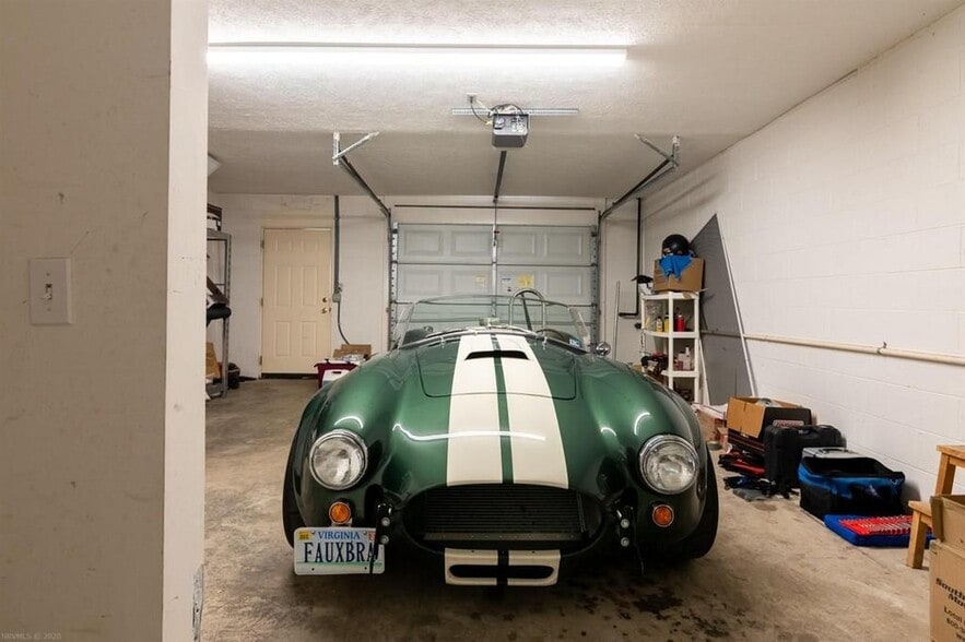 Lower Level Garage - 855 S Grant St