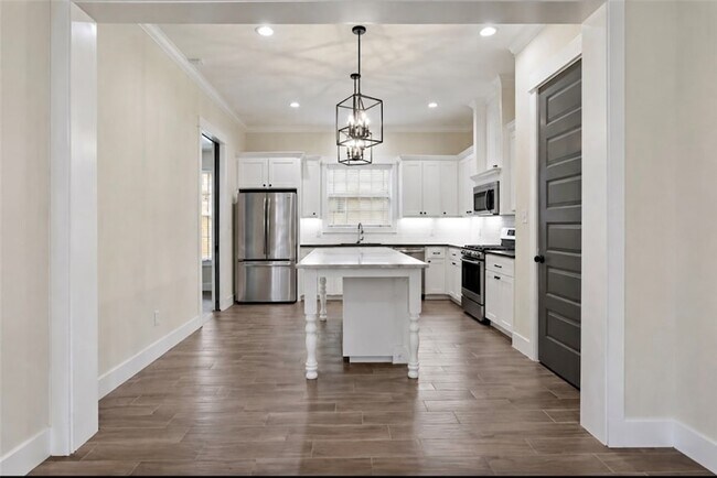 Building Photo - 4002 Heru Ct