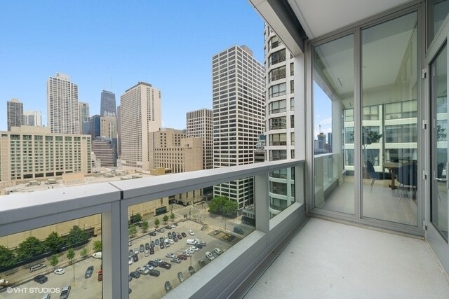 Building Photo - 403 N Wabash Ave