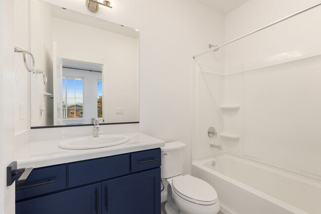 Building Photo - Duvall 4 Bedroom 4 Bath Townhome with 2 Car Attached Garage and A/C! LONG TERM RENTAL DISCOUNT AV...