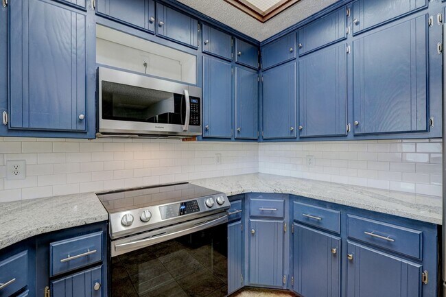 Building Photo - 13224 Marsh Ln