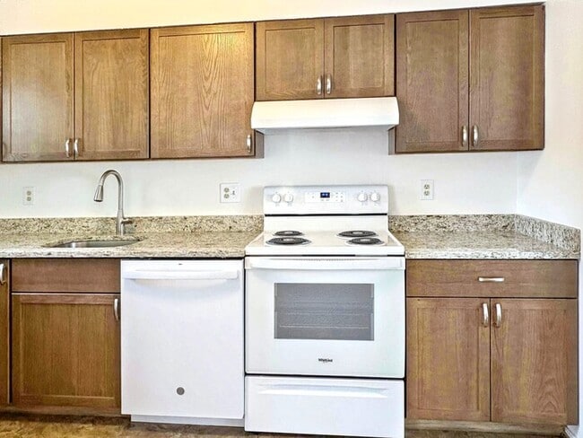 Building Photo - 3902 Norwalk Pl
