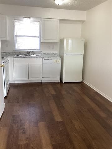 Building Photo - 300 S State Hwy 78