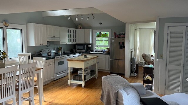 Primary Photo - 31 Perkins Rd