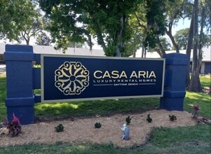 Building Photo - 2 Bedroom 2 Bath Apartment Home *** Limite...