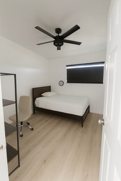 Building Photo - 4576 Borner St