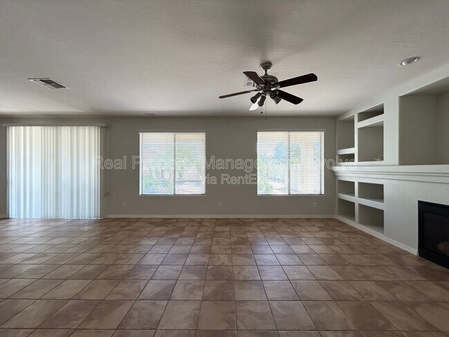 Building Photo - 9707 S 45th Ave