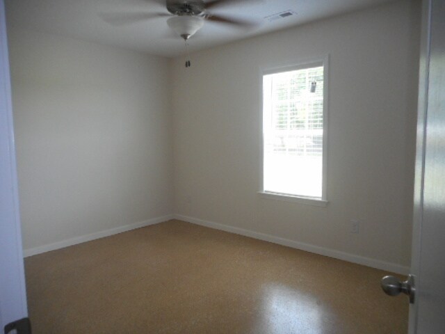 Building Photo - 103 Virginia Dr