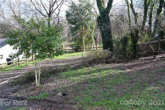 Building Photo - 201 Gamble St