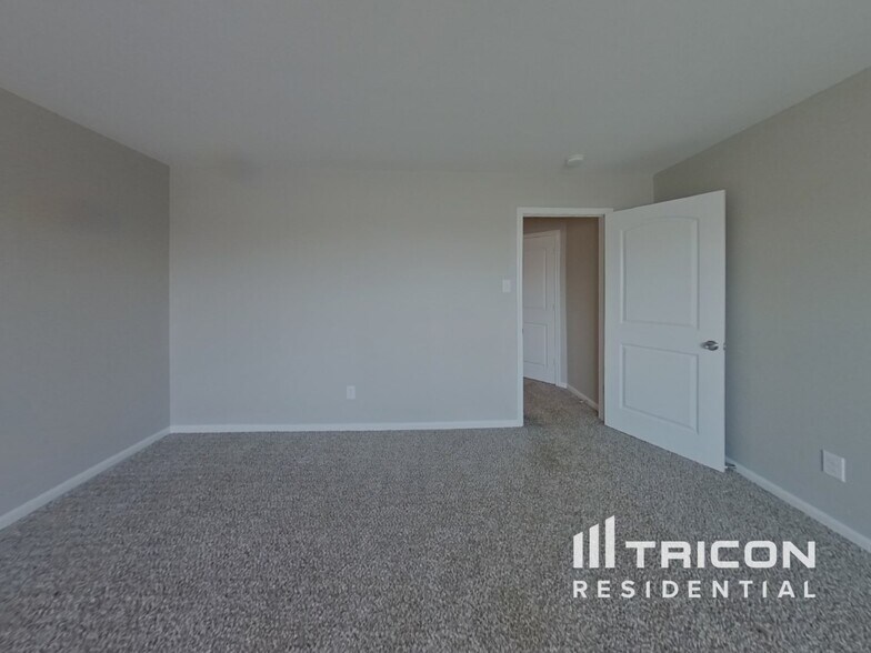 Building Photo - 630 Delta Downs Dr