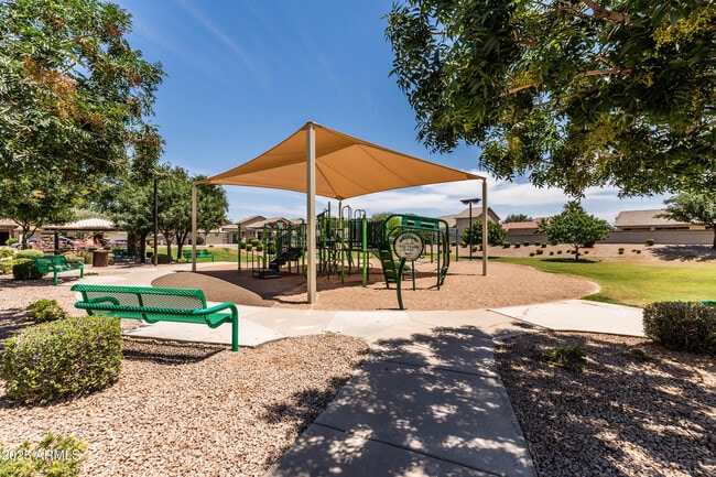 Building Photo - 2177 W Agrarian Hills Dr