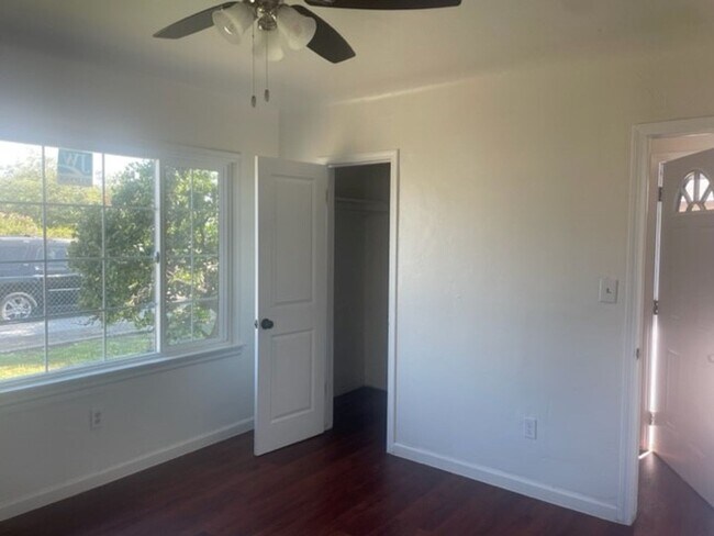 Building Photo - 1315 Washington Ave