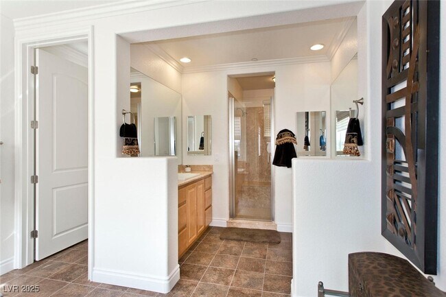 Building Photo - 9209 Las Manaitas Ave