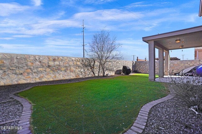 Building Photo - 13157 Lost Willow