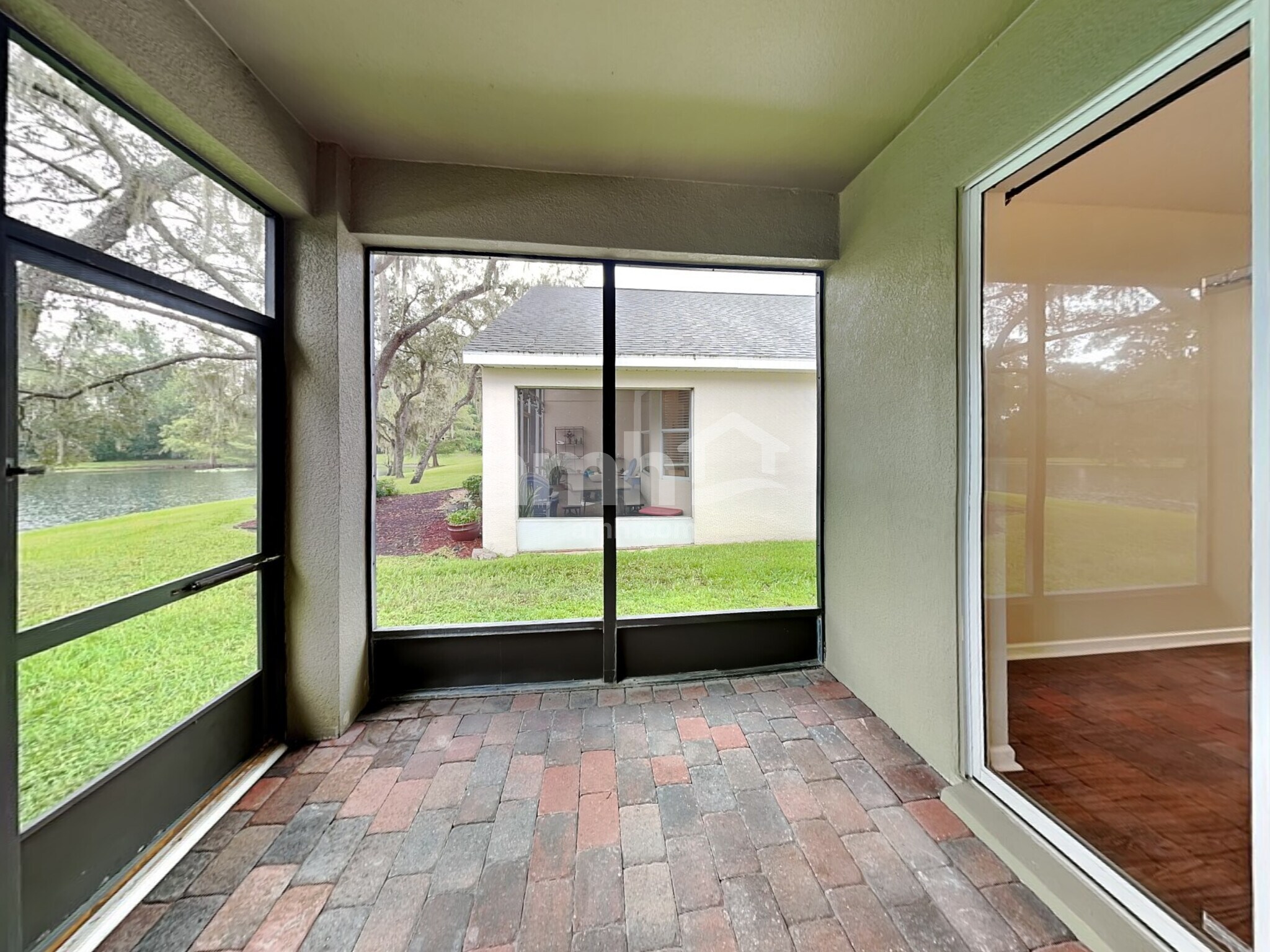 Building Photo - 461 Misty Oaks Run