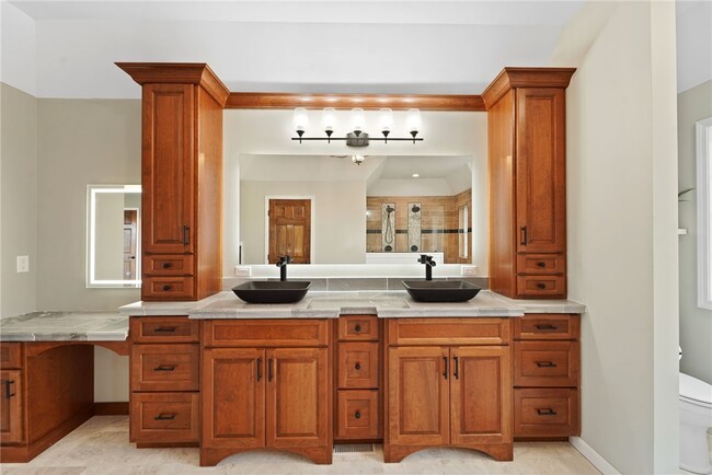 Building Photo - 136 Vargo Rd