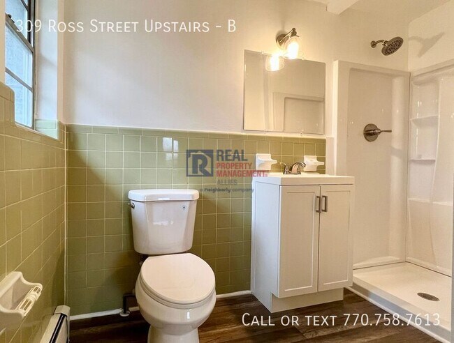 Building Photo - 309 Ross St NE