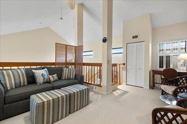 Building Photo - 143 Bay Colony Dr N