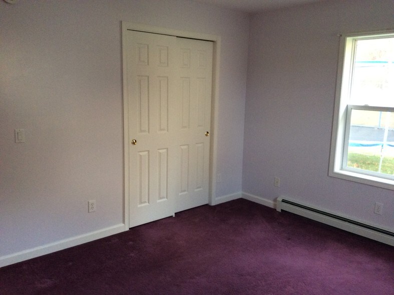 #1 bedroom - 310 Bypass Dr