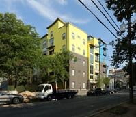 Building Photo - 21 Pearl