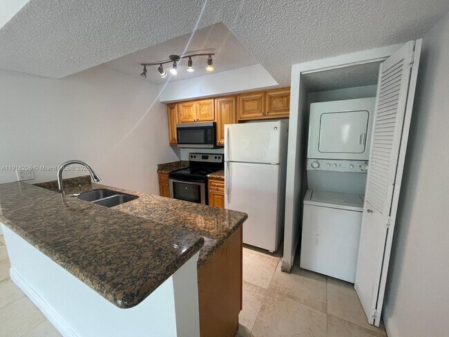 Building Photo - 5686 Rock Island Rd