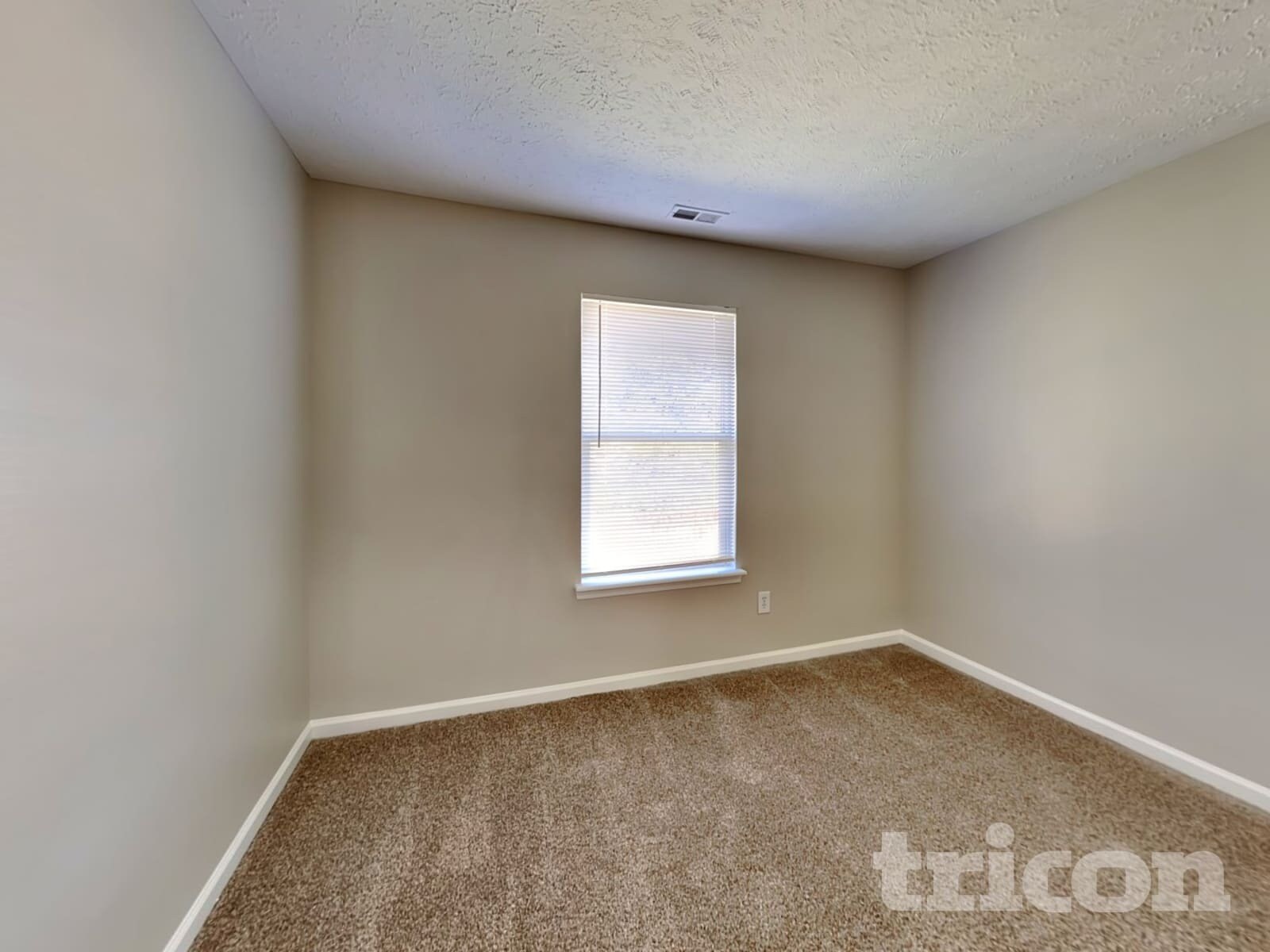 Building Photo - 4020 Waterfield Dr