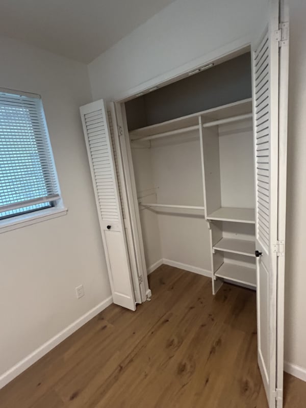 Building Photo - 713 Silverstone Dr