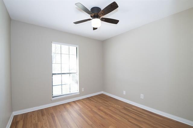 Building Photo - 418 Woodhurst Dr