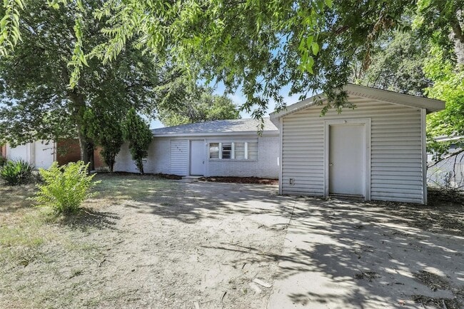 Primary Photo - 7841 Abbott Dr