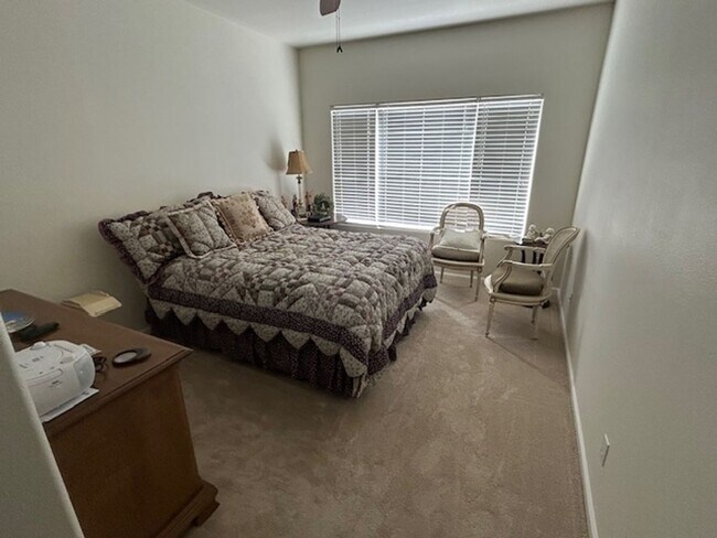 Building Photo - Great Littleton Condominium with Garage