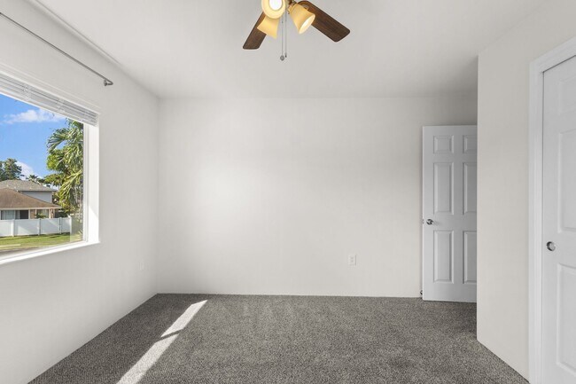Building Photo - Pet-Friendly 3BR | 2.5BA Kapolei Home with 2-Car Garage