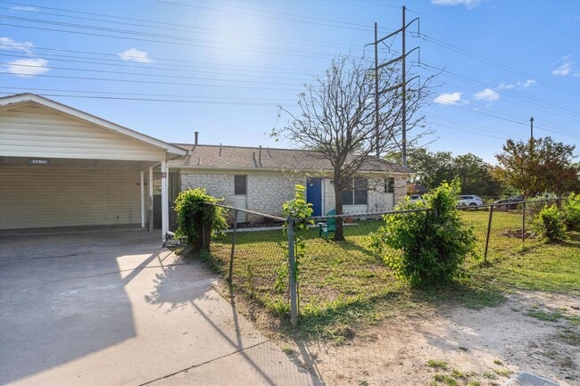 Building Photo - 5700 Cherry Park