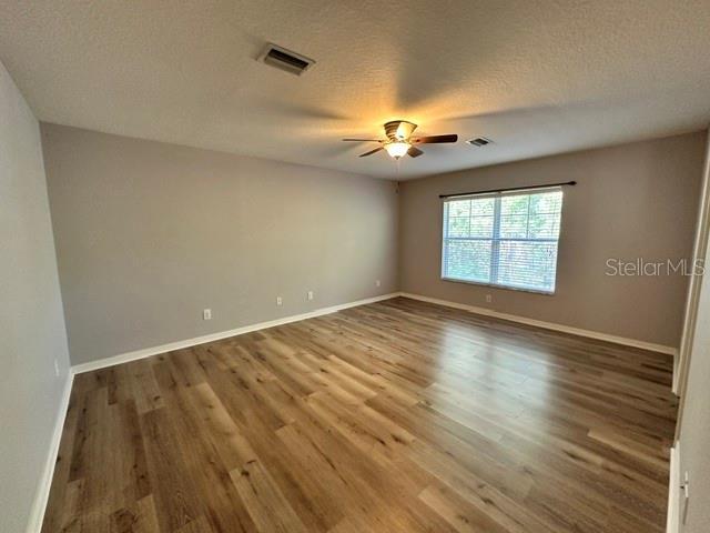 Building Photo - 1506 Hillview Ln