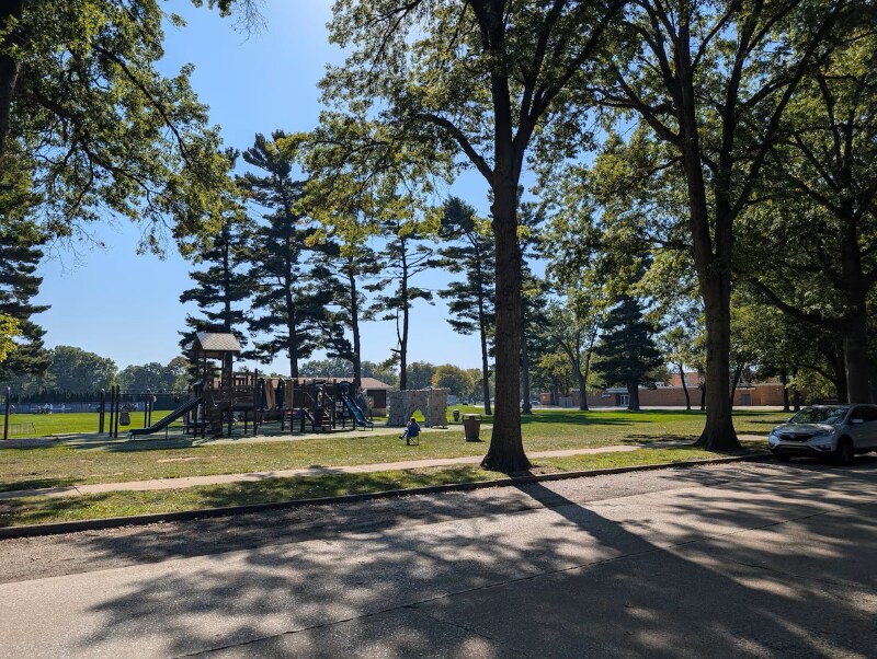 Building Photo - 506 W Morgan Ave