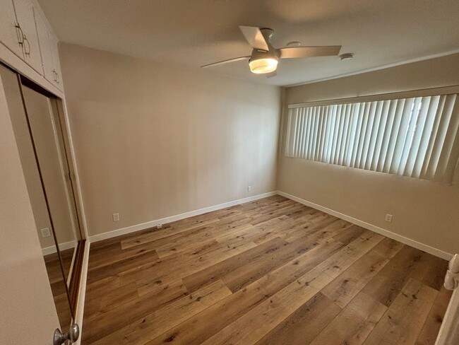 Building Photo - 2 Bedroom Sherman Oaks Condo for Rent!