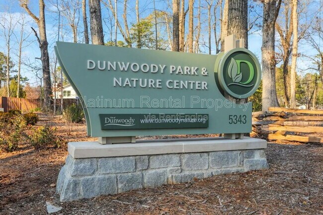 Building Photo - 5614 Chamblee Dunwoody Rd