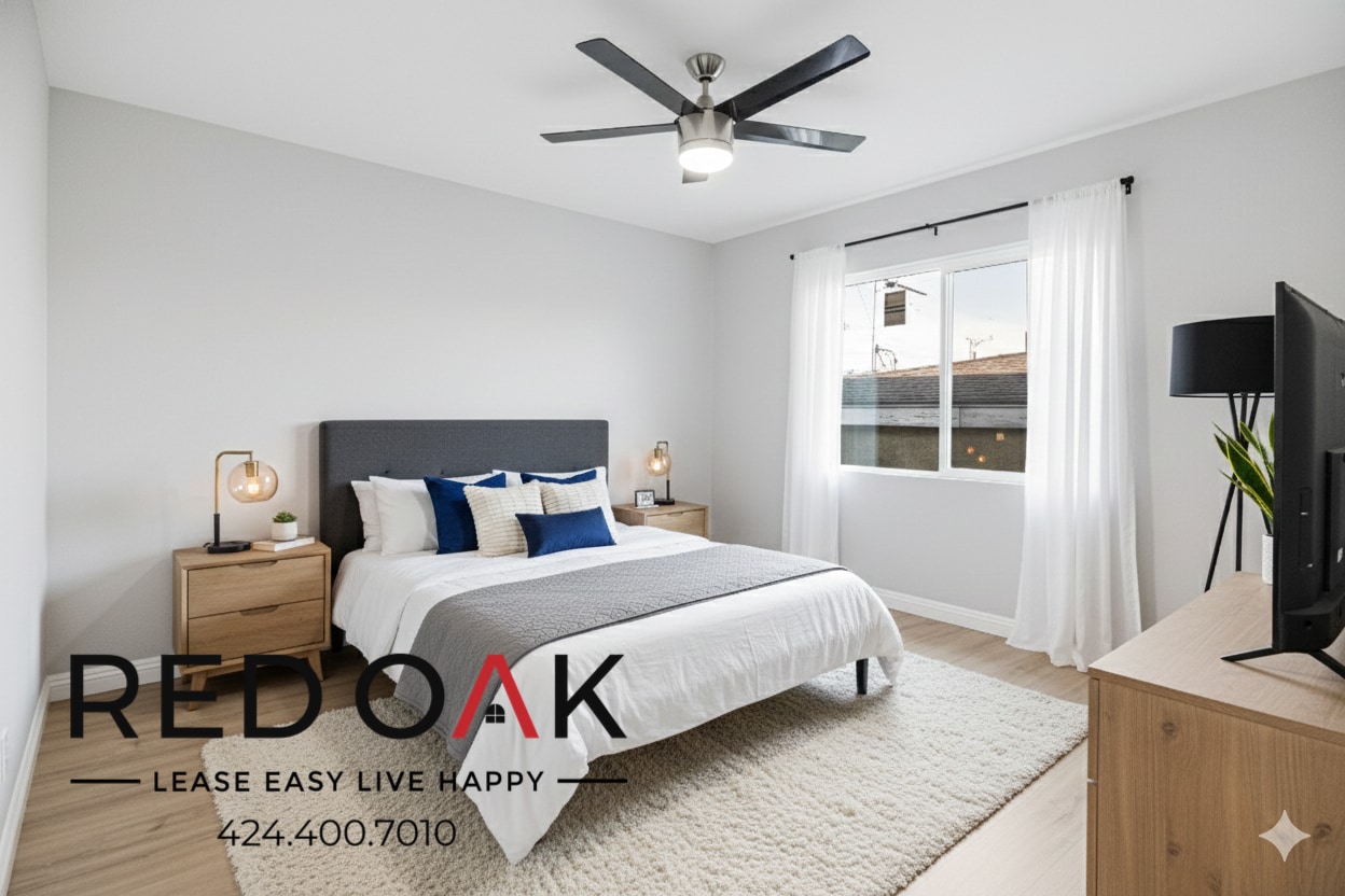 Building Photo - 8011 S Western Ave