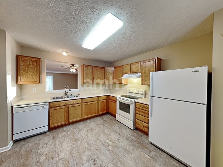 Building Photo - 8059 Sydney Ln